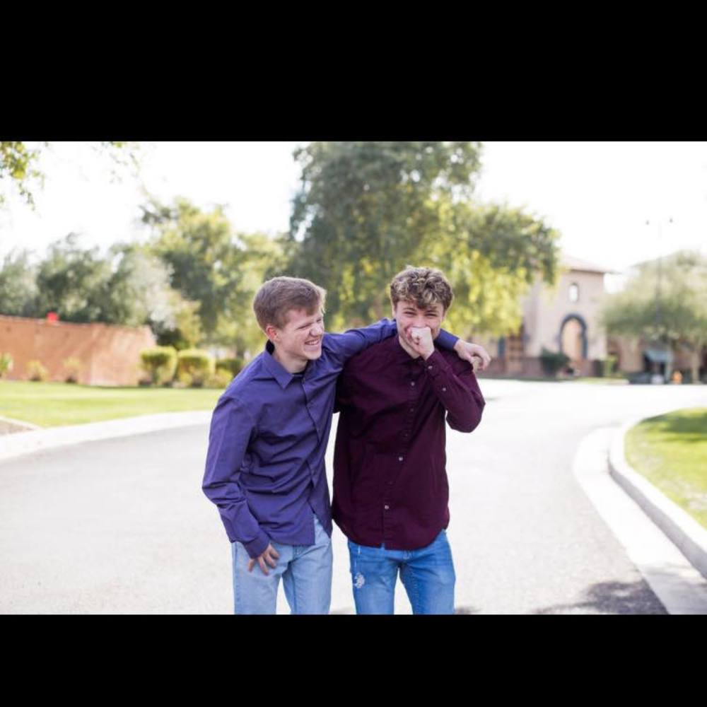 Meet your Posher, Troy